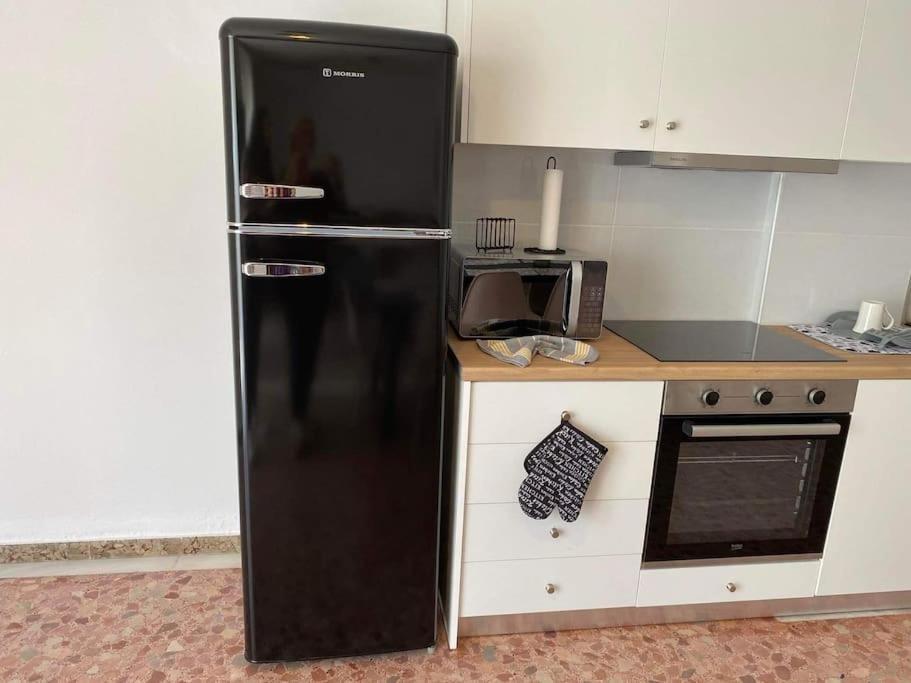 New! Flower Patio House 2 Bdr - Bbq - Wash Machine Lávrion Exterior foto